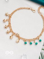 Twinkle Twinkle Lil Star- Golden Embellished Bracelet