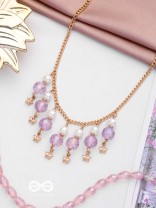 The Galaxy Globes- Golden Pearl Neckpiece With Anti-Tarnish Coating 
