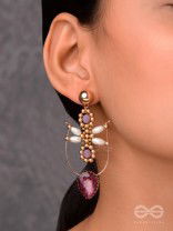 The Glam Goddess- Golden Pearl Earrings