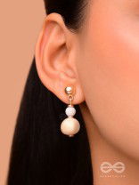 DANCING ON THE BEACH - CUTE DROP EARRINGS