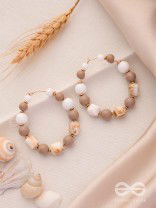 THE SANDY SHORES- THE CLASSIC HOOP EARRINGS