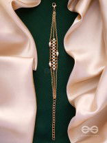 THE VANILLA SWIRL - DELICATE HANDMADE BRACELET