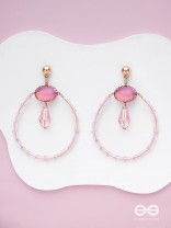THE BLUSHING MOON - GOLDEN EMBELLISHED EARRINGS