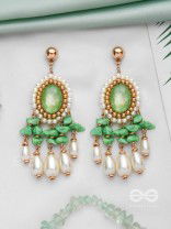 THE EVERLASTING ELEGANCE - GOLDEN EMBELLISHED EARRINGS