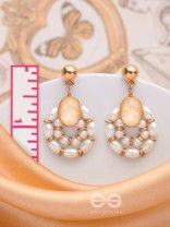 THE IVORY ELEGANCE - ELEGANT DROP EARRINGS (GOLDEN)