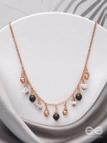 The Graceful Gleam - Casual And Minimal Neckpiece With Anti-Tarnish Coating 