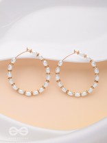 THE DREAMY DRIFT - LIGHTWEIGHT PEARL HOOP
