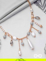 The Rainy Bliss - Casual Pearl Neckpiece With Anti-Tarnish Coating 