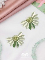THE ENCHANTED FERNS - FLORAL STUD EARRINGS (GREEN)