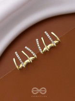 CLAWS OF DESTINY - GOLDEN STUD EARRINGS