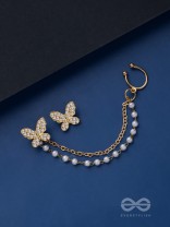 IN-FLIGHT DELIGHT - GOLDEN EAR-CUFF & STUD-EARRING