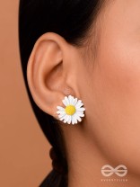 FORGET-ME-NOT - CASUAL STUD EARRINGS (WHITE)