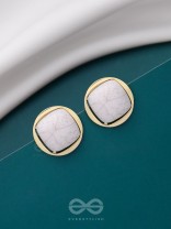 ICE TO SEE YOU - GOLDEN ENAMELLED STUDS (WHITE)