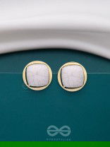 ICE TO SEE YOU - GOLDEN ENAMELLED STUDS (WHITE)