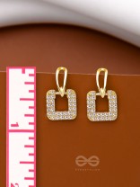 MISSIN' NOTHING - GOLDEN SPARKLING EARRINGS