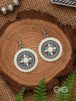 THE MANDALA EFFECT - EMBELLISHED OXIDISED EARRINGS (WHITE)