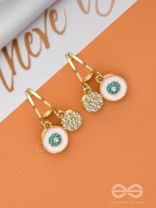 BLOOMING IT AWAY - GOLDEN DROP EARRINGS