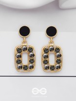 BLACKSMITH CRYSTALS - GOLDEN DROP EARRINGS