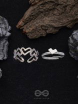 LOVE PUZZLE - SET OF 2 SILVER RINGS