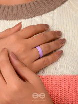 MY LAVENDER LUSH - ADJUSTABLE ACRYLIC RING