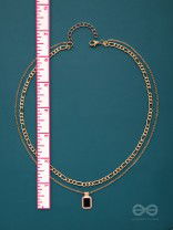 OUT OF THE DARK - BLACK MULTILAYERED NECKPIECE