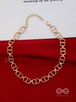 THE BOLD IMPRESSION - GOLDEN STATEMENT NECKPIECE