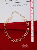 THE BOLD IMPRESSION - GOLDEN STATEMENT NECKPIECE