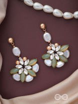 THE ORCHARD DAZZLES - STATEMENT DROP EARRINGS