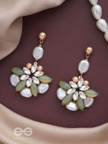 THE ORCHARD DAZZLES - STATEMENT DROP EARRINGS