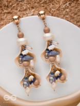 SHIMMERING SEASIDE - STATEMENT DROP EARRINGS