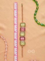 A SHIMMERING WONDER - CLASSY STATEMENT BRACELET