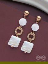 LIGHTHEARTED CHIC CHARM - CASUAL DROP EARRINGS