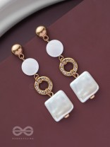 LIGHTHEARTED CHIC CHARM - CASUAL DROP EARRINGS
