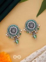 VILAKSHANA - THE EXCEPTIONAL ONE - CUTDANA AND GLASS DROP EMBROIDERED AND OXIDISED EARRINGS