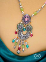 RANGAVARIDHI - PALETTE OF COLORS - STONES, BEADS AND GLASS DROP EMBROIDERED AND OXIDISED NECKPIECE (MULTICOLOR)