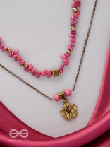 BLOSSOM BONANZA - GOLDEN MULTILAYERED NECKPIECE