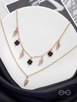 The Nocturnal Luck - Golden Multilayered Neckpiece With Anti-Tarnish Coating 