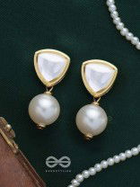 Adesa - Stellar Mirage - Golden Embellished Polki And Kundan Earrings