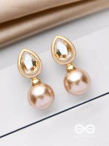 PEARL POP 'N' DROP -  GOLDEN & PEACH EMBELLISHED EARRINGS 