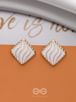 MODERN DELIGHTS - GOLDEN EMBELLISHED STUD EARRINGS (WHITE)