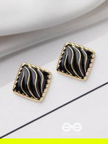 MODERN DELIGHTS - GOLDEN EMBELLISHED STUD EARRINGS (BLACK)