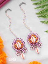 SAMBAVIKA - THE SHELL ENCHANTMENTS - BEADS AND SHELLS EMBROIDERED EARRINGS 