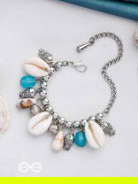 SEA'S TEMPTATIONS - OXIDISED EMBELLISHED BRACELET