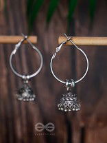 MOONLIT BEAMS - SILVER OXIDISED JHUMKA EARRINGS