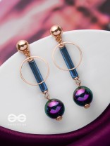 GALAXY SPARKLES - GOLDEN EMBELLISHED EARRINGS