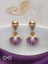THE OCEANIC BEAUTY - GOLDEN EMBELLISHED EARRINGS