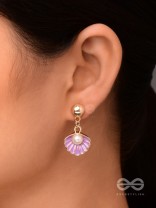 THE OCEANIC BEAUTY - GOLDEN EMBELLISHED EARRINGS