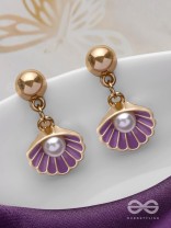 THE OCEANIC BEAUTY - GOLDEN EMBELLISHED EARRINGS