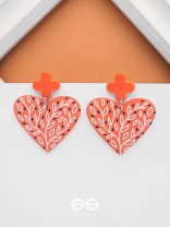 THE LUCKY LOVE - ORANGE ACRYLIC EARRINGS