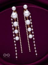THE DEWDROPPED ELEGANCE - GOLDEN PEARL EAR JACKETS